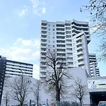 Tauzenspot Park Slaski, Office Work Space, Self Check-in Apartment *