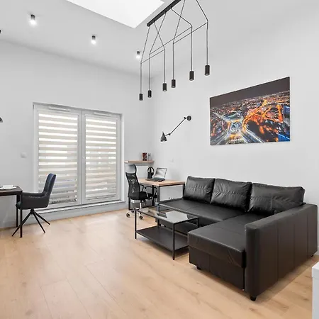 Tauzenspot Park Slaski, Office Work Space, Self Check-in Apartment *