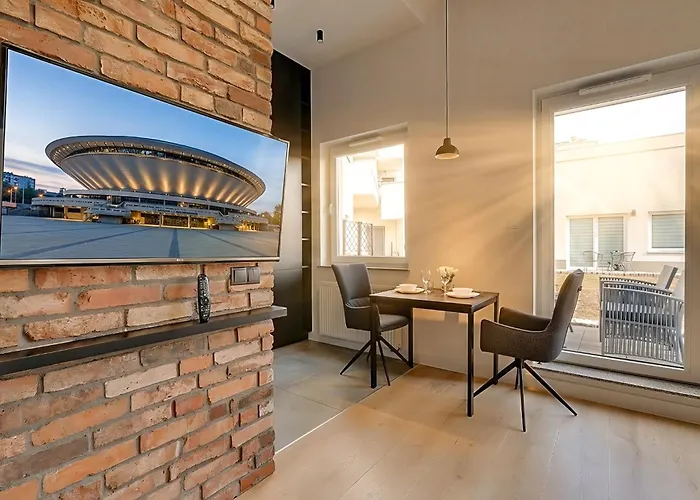 TauzenSuite Park Śląski, Office Work Space, Self Check-in